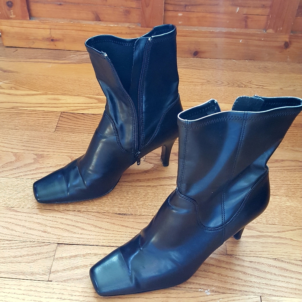 Nine West Black Heel Zipper Boots Sz 8M - Picture 2 of 6